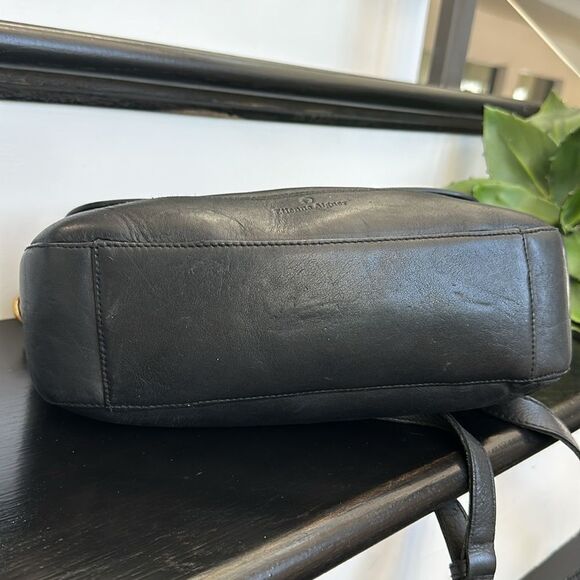 Vintage ETIENNE AIGNER genuine leather Crossbody, shoulder handbag purse - Picture 7 of 9